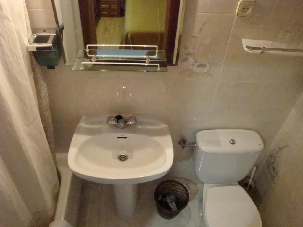 Hostal Zamora Madrid Ruang foto