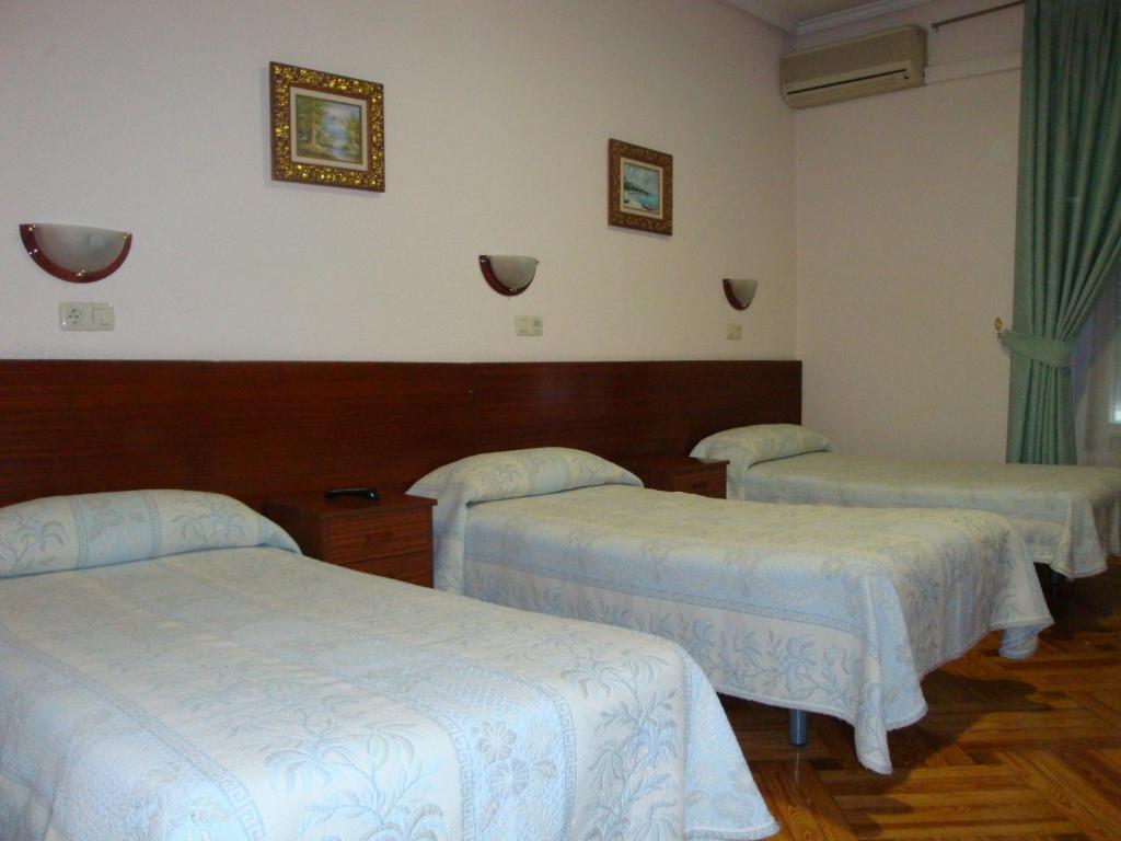 Hostal Zamora Madrid Ruang foto
