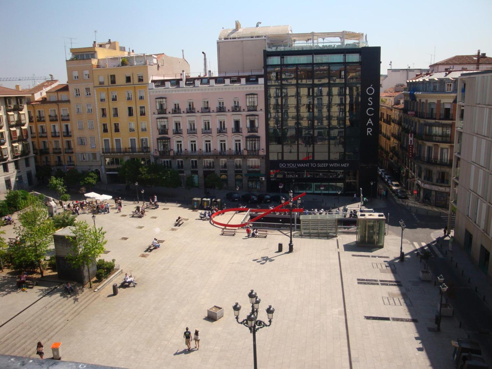 Hostal Zamora Madrid Bagian luar foto